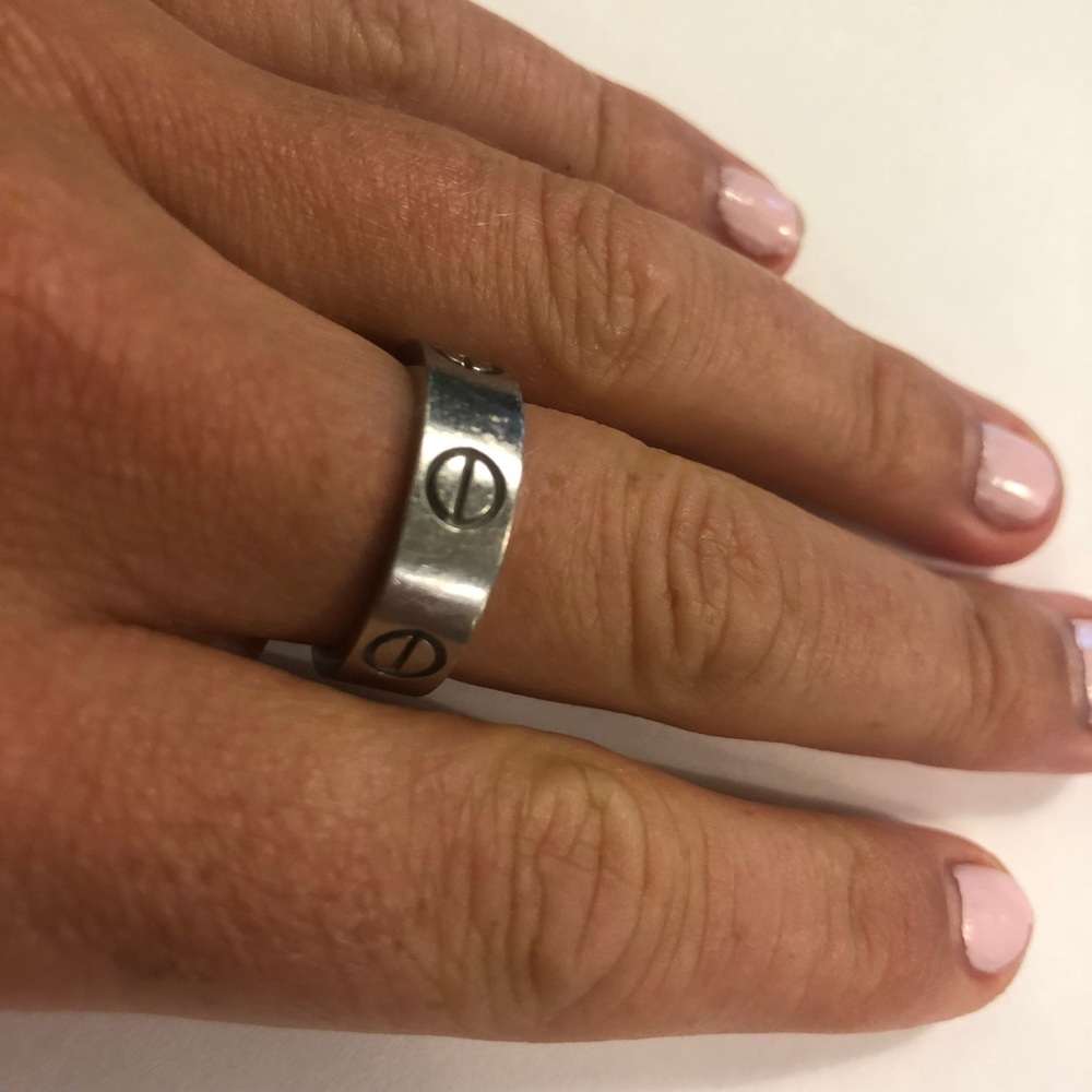 Cartier love ring